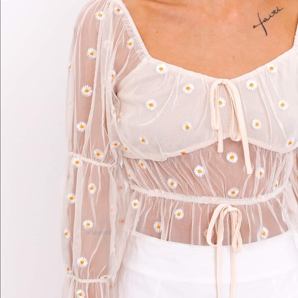 *JUST IN* Flower Power Embroidered Daisy Bodysuit - Picture 4 of 4